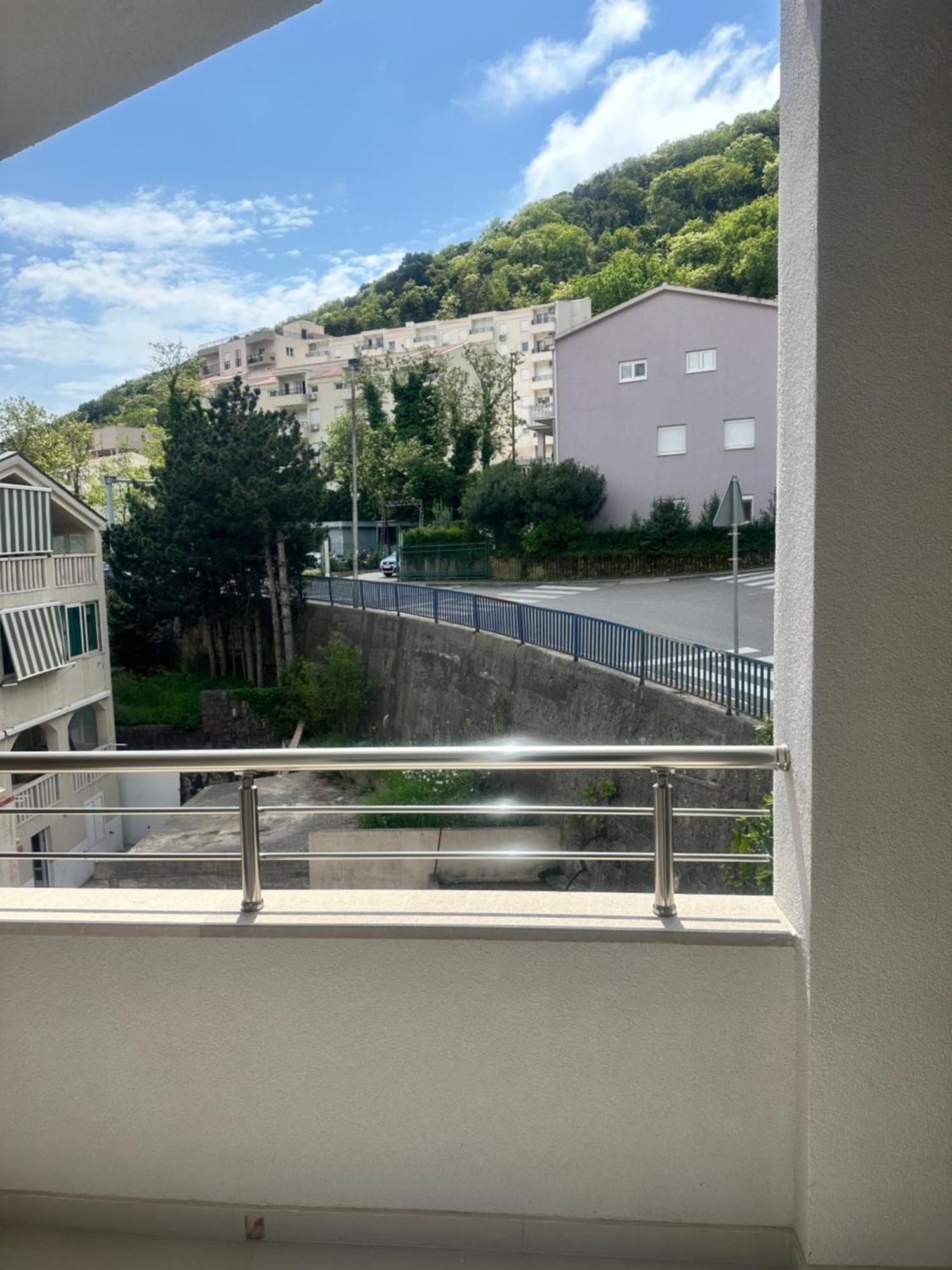 Apartments Manojlovic บุดวา ภายนอก รูปภาพ